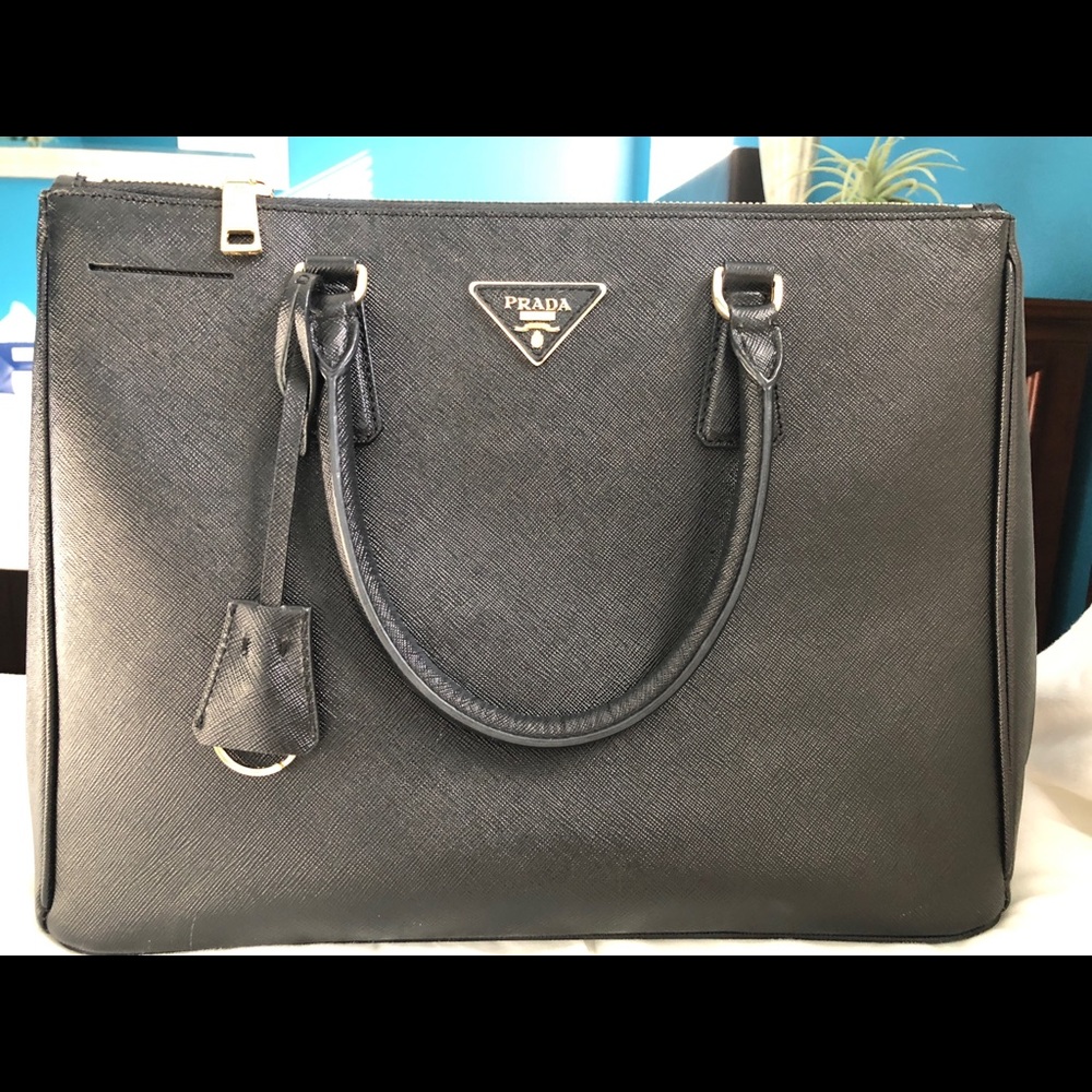 PRADA PURSE